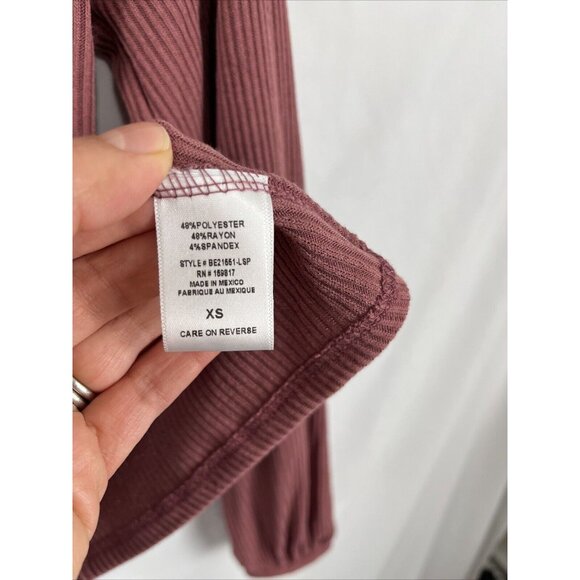 Altar'd State Blush Empire-Waist Cropped V-Neck Top Women’s Size XS - Picture 4 of 10